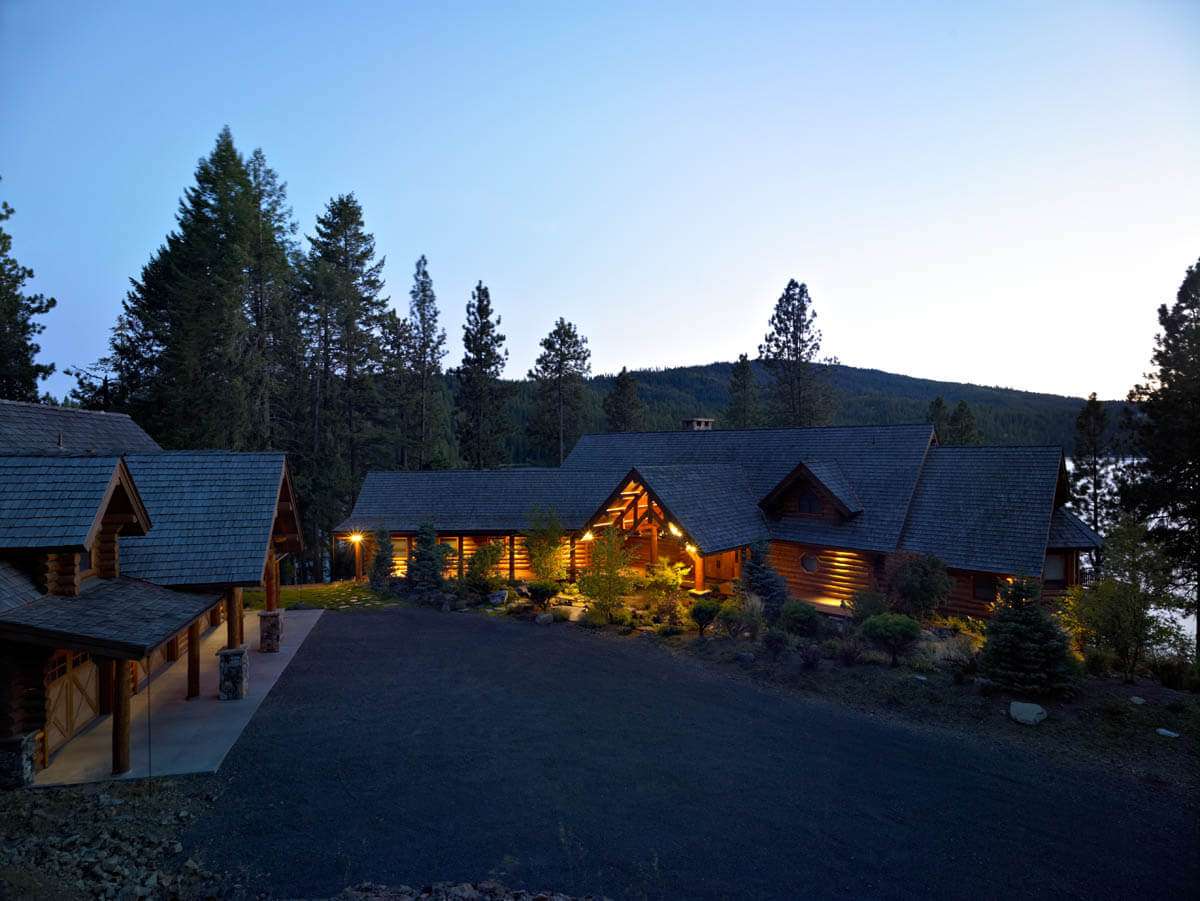 Log Home on Coeur d'Alene Lake, by architectural photographer Michael Notar, Shutterworks Film & Photography